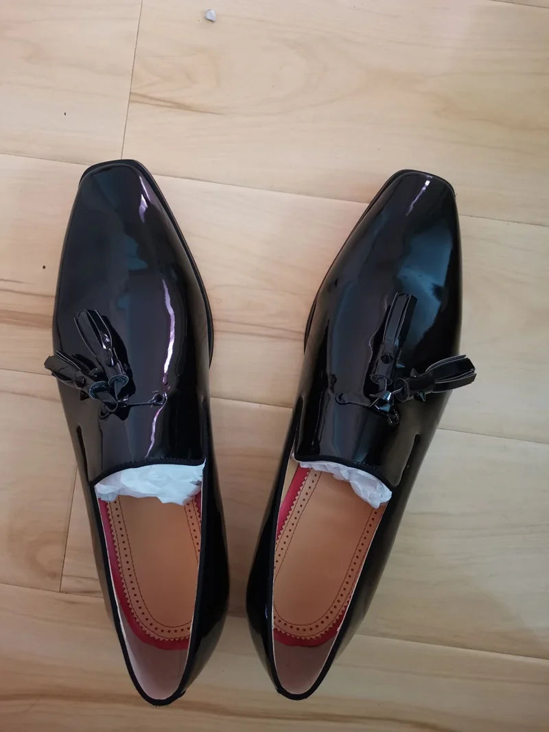 Men's Black Patent Leather Loafers: Stylish Tassel Shoes for Casual and Dress Wear